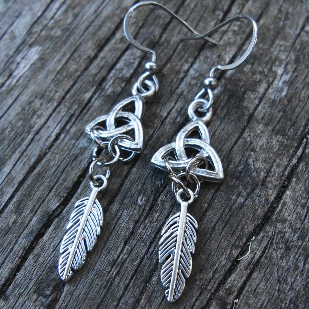 Freya earring - Punk Pixie Bound
