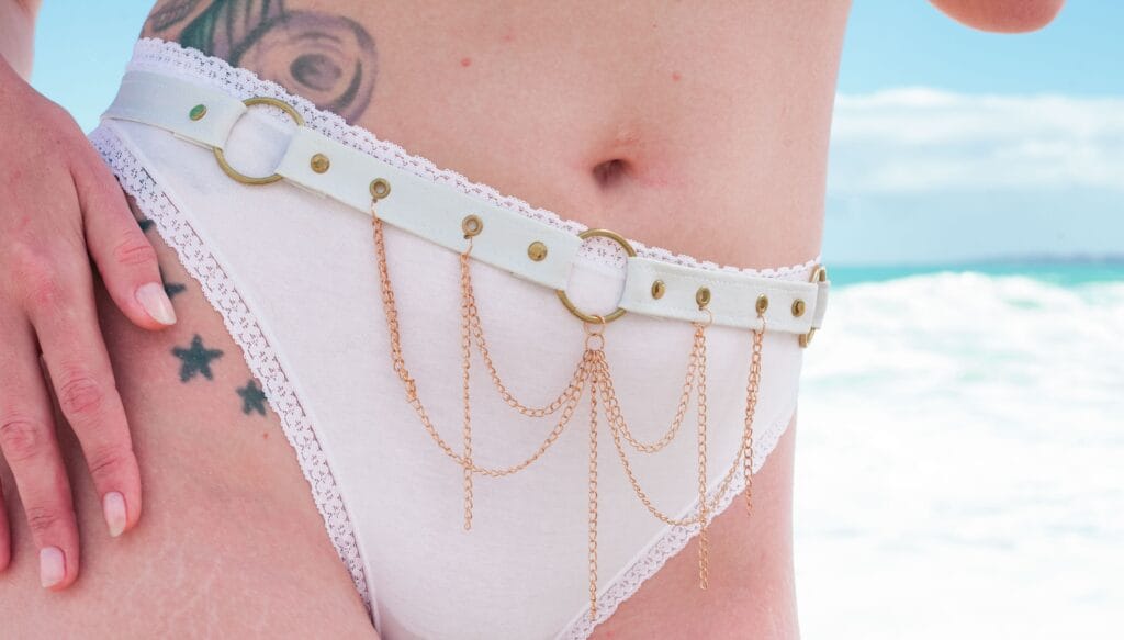 Dahlia belt side view - Punk Pixie Bound