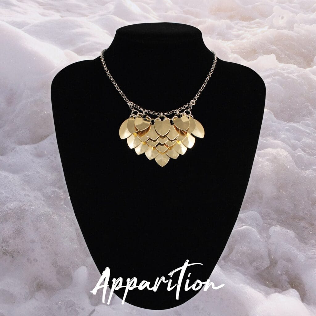 Lyra scalemaille necklace in gold - Apparition Atelier