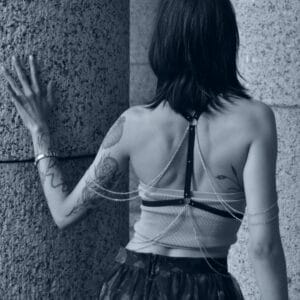 Ophidia chains back - Punk Pixie Bound