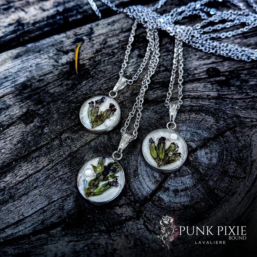 Grimoire Flora Pendant