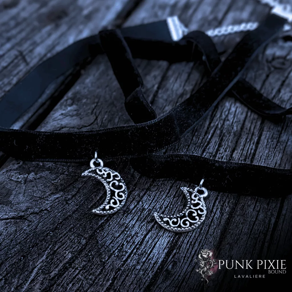 Lace Luna Choker