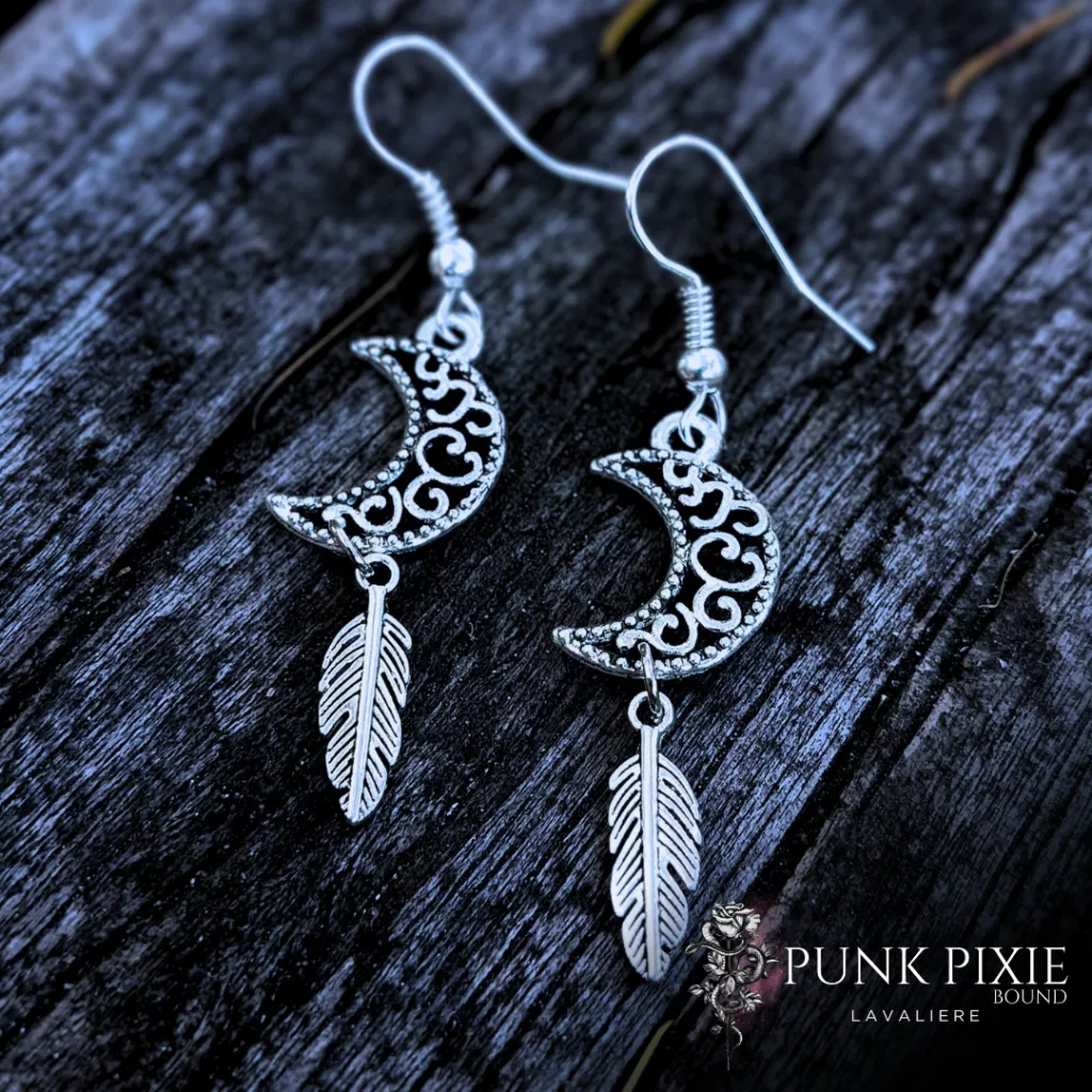 Wanderer Moon Earring