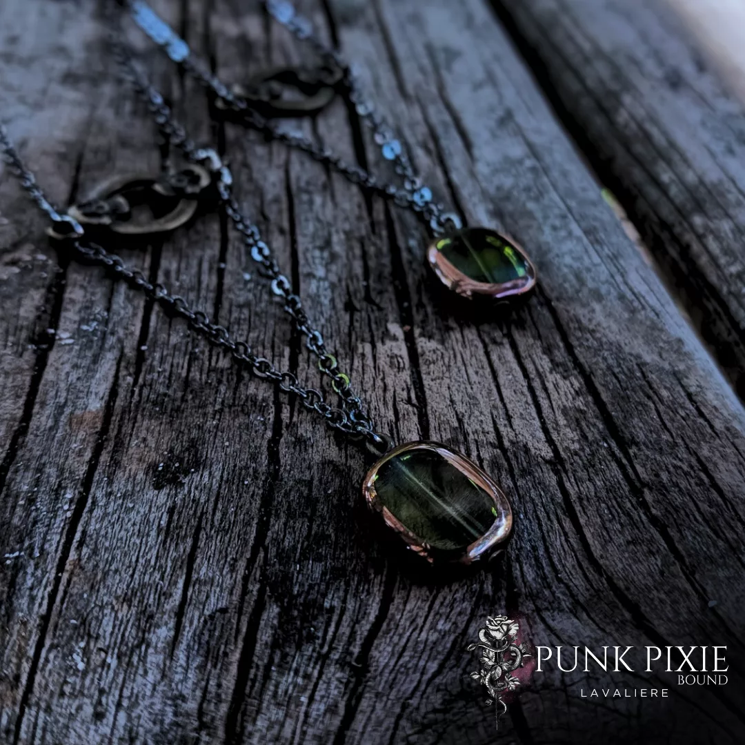 Moss and Marrow Necklace - Image 3